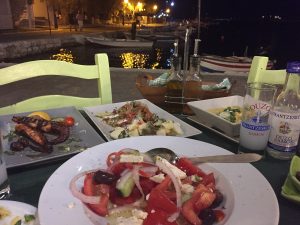 samos ta nerede yemek yenir