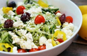yunan salatası