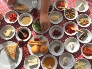 özen ablanın yeri kahvaltı söke