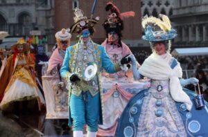 Venedik karnaval