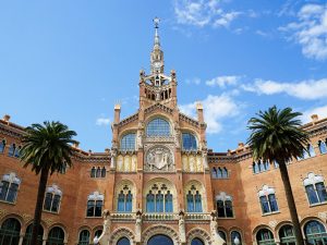 barselona gezilecek yerler