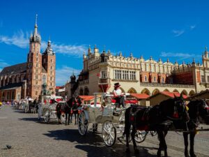 polonya krakow gezilecek yerler