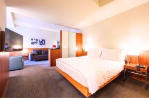 Peakture Hotel Bükreş